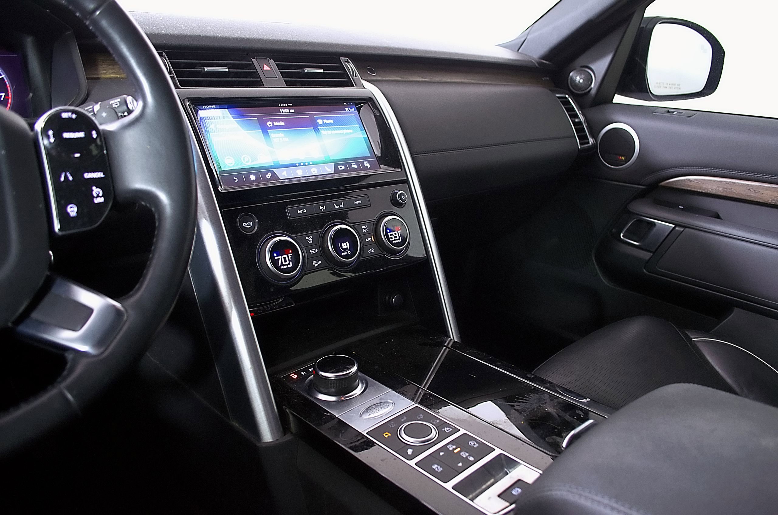 Used 2020 Land Rover Discovery HSE AWD/4WD image 31