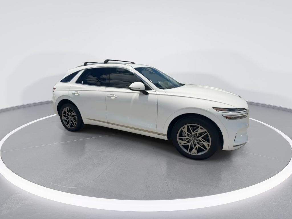 Used 2023 Genesis GV70 2.5T w/ Select Package AWD/4WD image 2