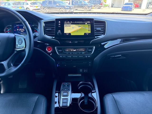 Used 2022 Honda Pilot Black Edition image 25