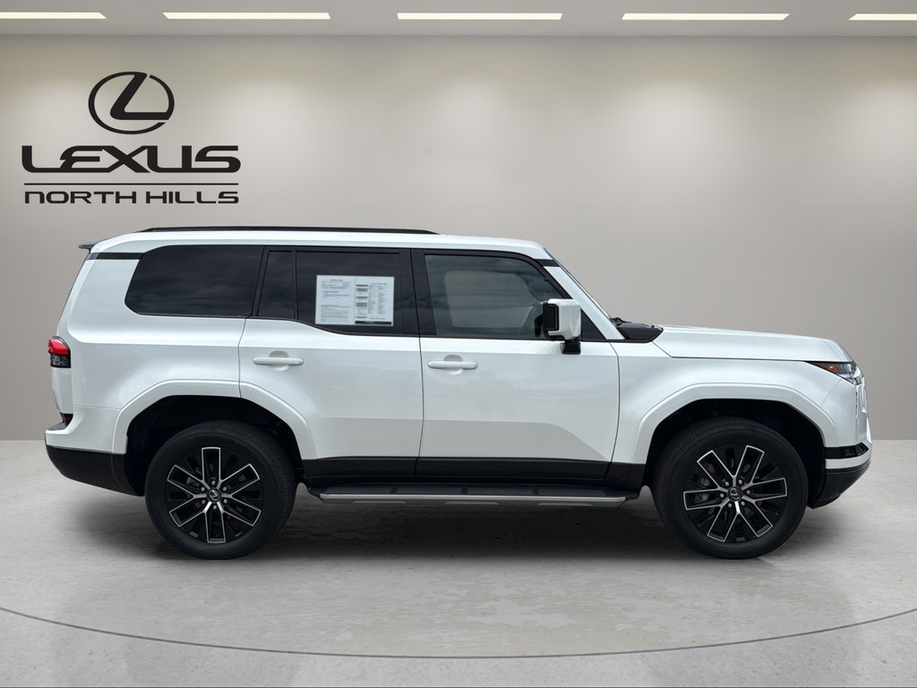 Certified 2025 Lexus GX 550 w/ Accessory Package (2T) AWD/4WD image 5