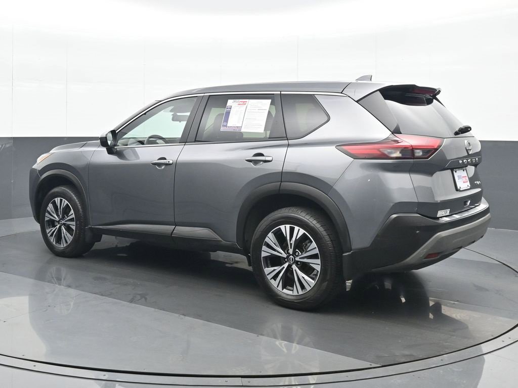Used 2023 Nissan Rogue SV image 4