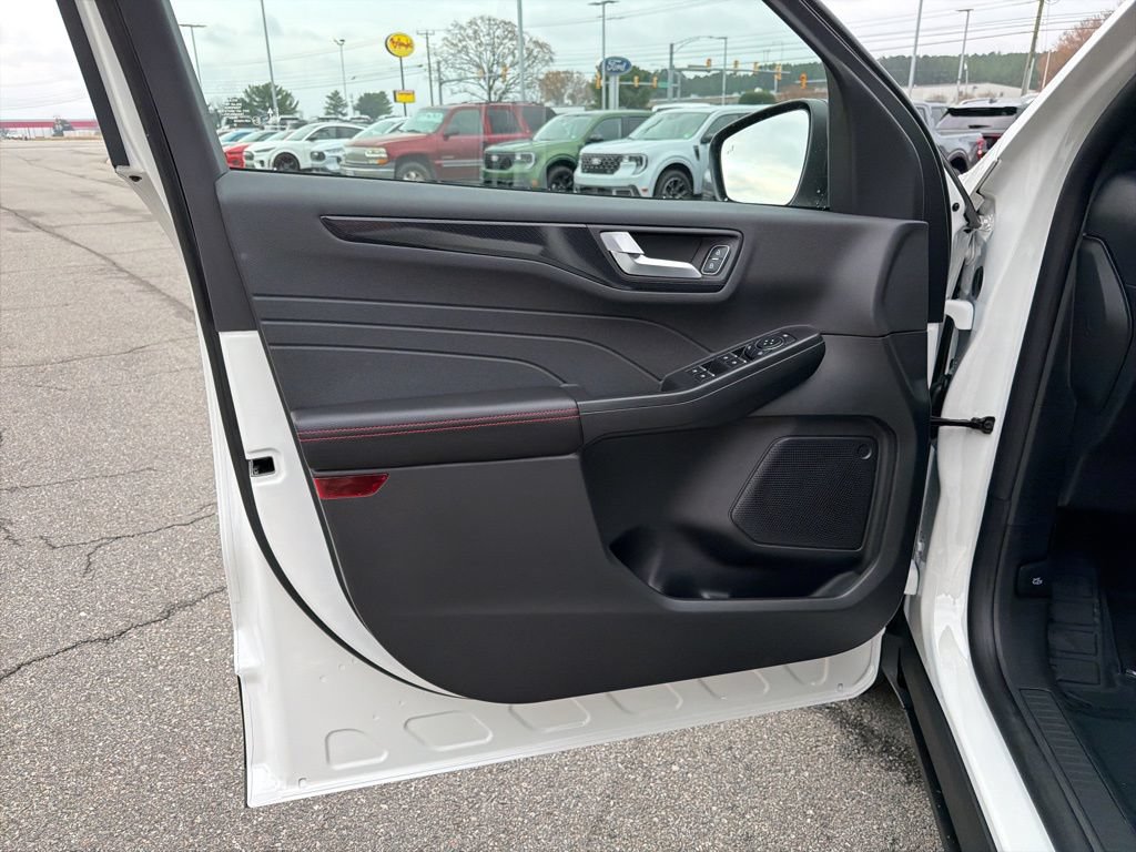 New 2026 Ford Escape ST-Line AWD/4WD image 12