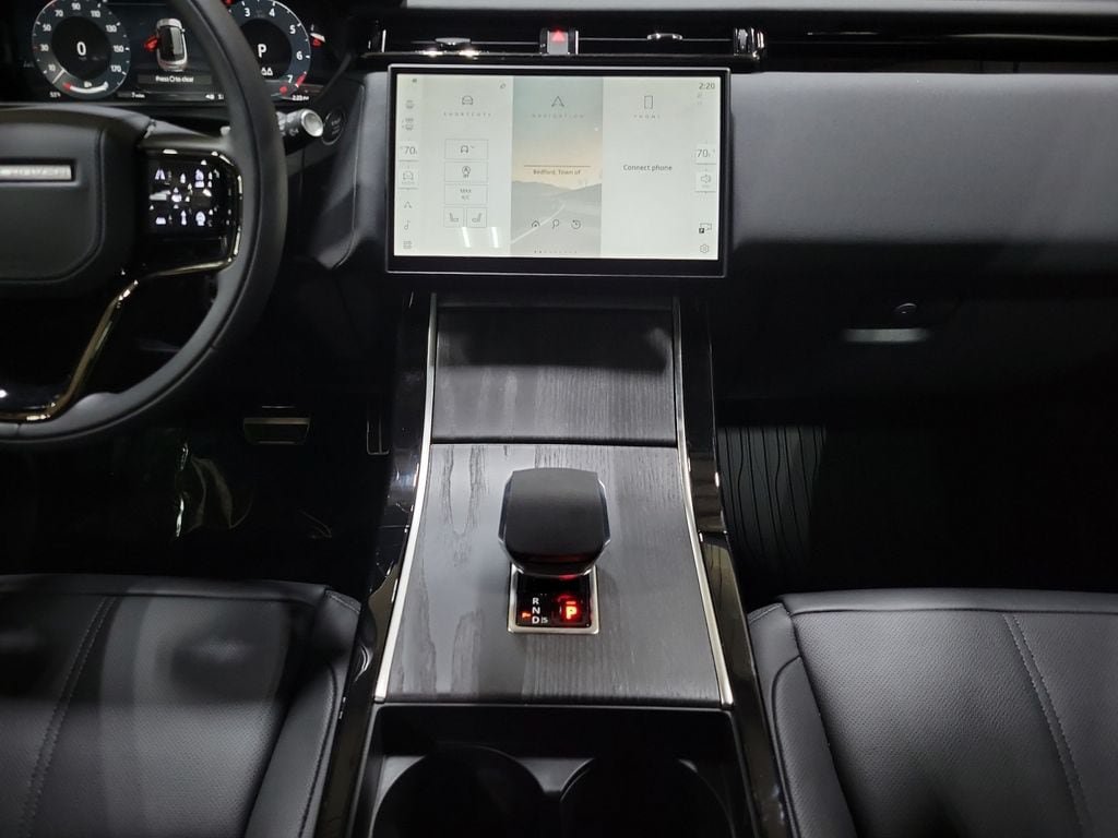 New 2026 Land Rover Range Rover Velar Dynamic SE AWD/4WD image 26