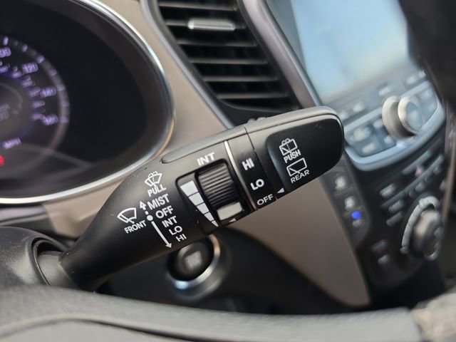 Used 2014 Hyundai Santa Fe Limited AWD/4WD image 25