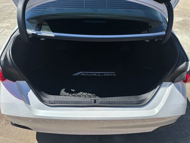 Used 2020 Toyota Avalon XSE w/ All Weather Liner Package FWD image 27