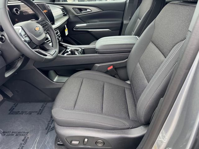 New 2026 Chevrolet Traverse LT w/ Driver Confidence Package FWD image 13