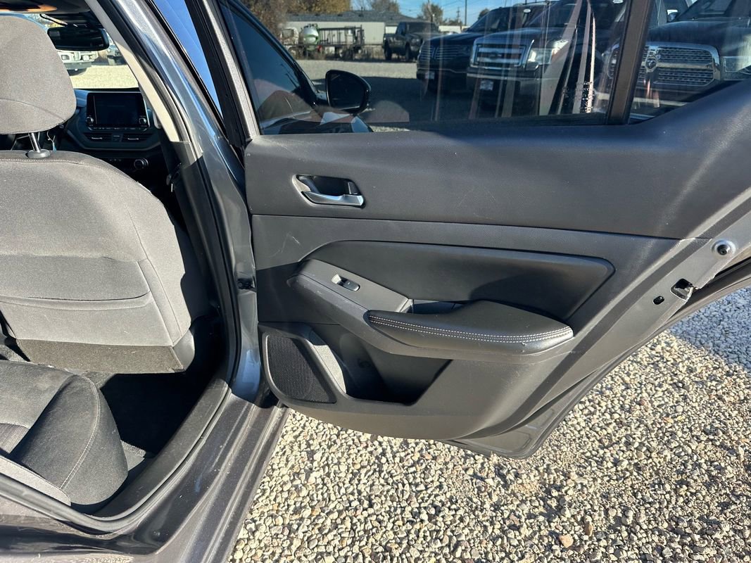 Used 2019 Nissan Altima 2.5 SV image 22