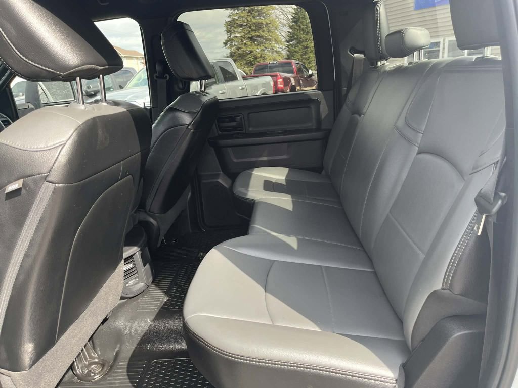 Used 2023 RAM 3500 Tradesman w/ Chrome Appearance Group image 24