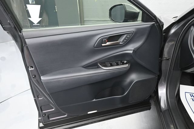 Used 2024 Toyota Crown AWD/4WD image 10