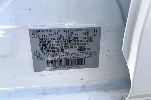 New 2025 Nissan Versa SR w/ Trunk Package FWD image 15
