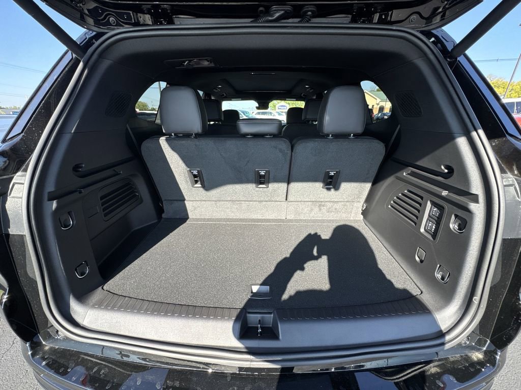 New 2026 Buick Enclave Sport Touring w/ Power Package image 25