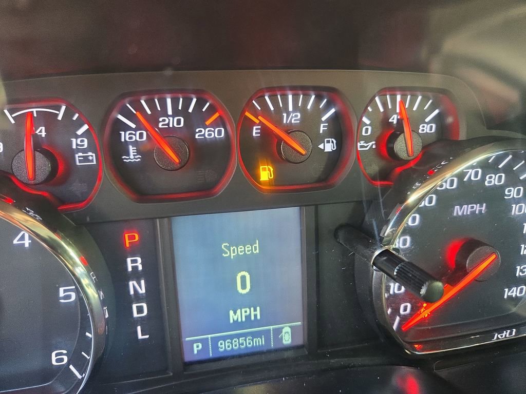 Used 2019 Chevrolet Silverado 1500 Custom w/ Custom Convenience Package AWD/4WD image 17