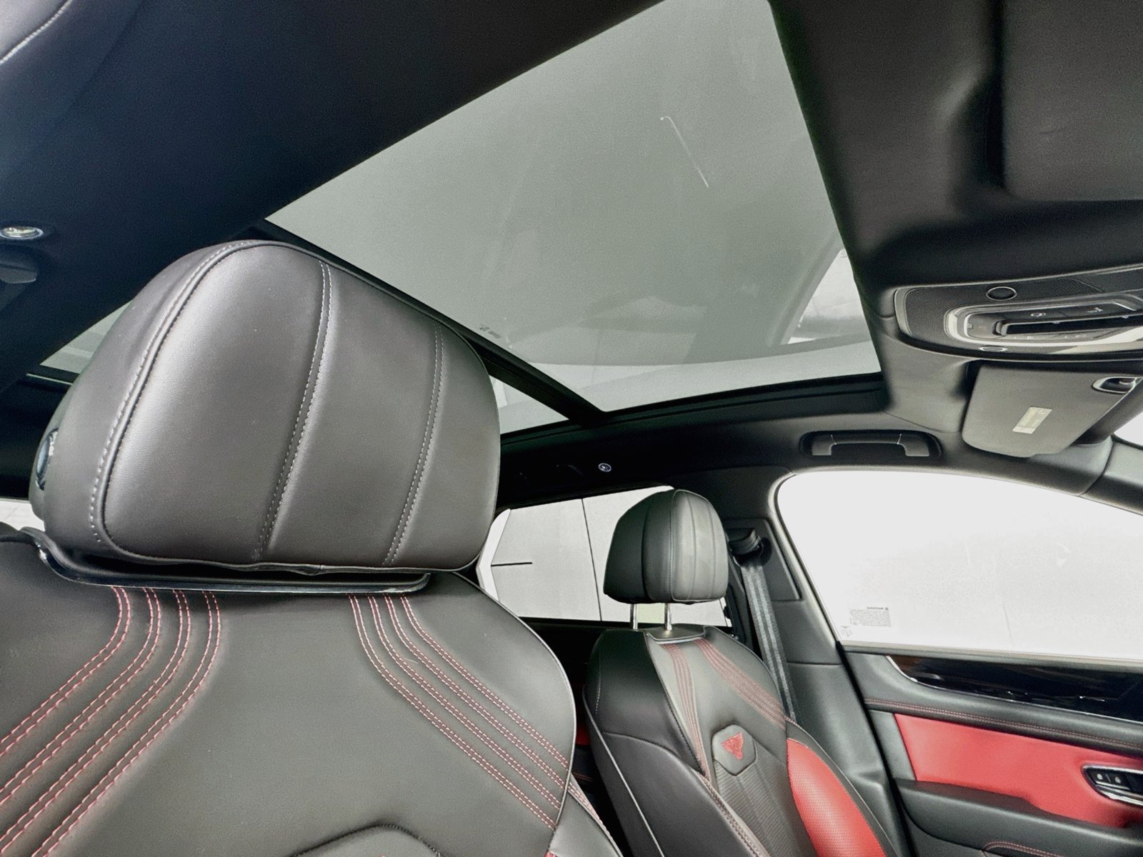 Certified 2023 Bentley Bentayga AWD/4WD image 22