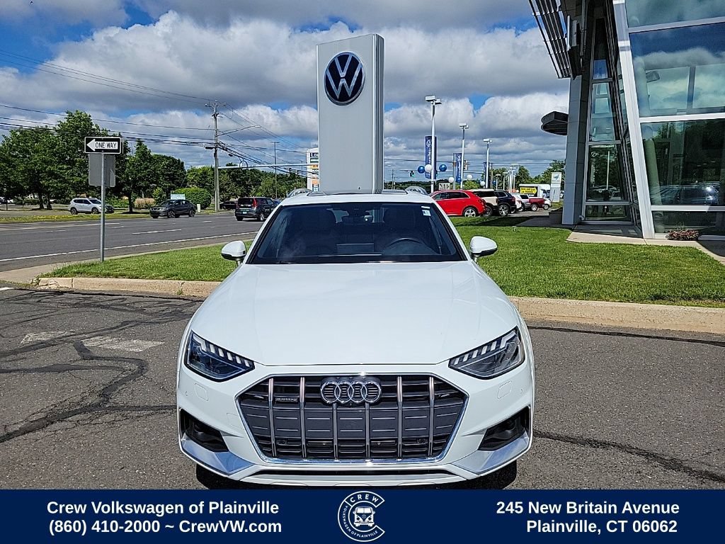 Used 2023 Audi A4 2.0T allroad Premium Plus AWD/4WD image 2