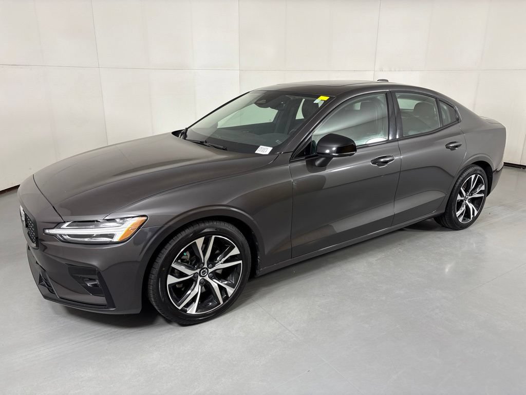Used 2024 Volvo S60 B5 Core FWD image 4