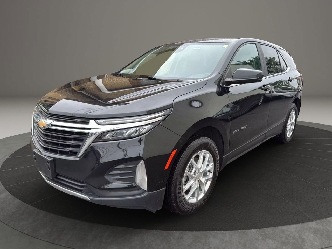 Used 2022 Chevrolet Equinox LT image 1