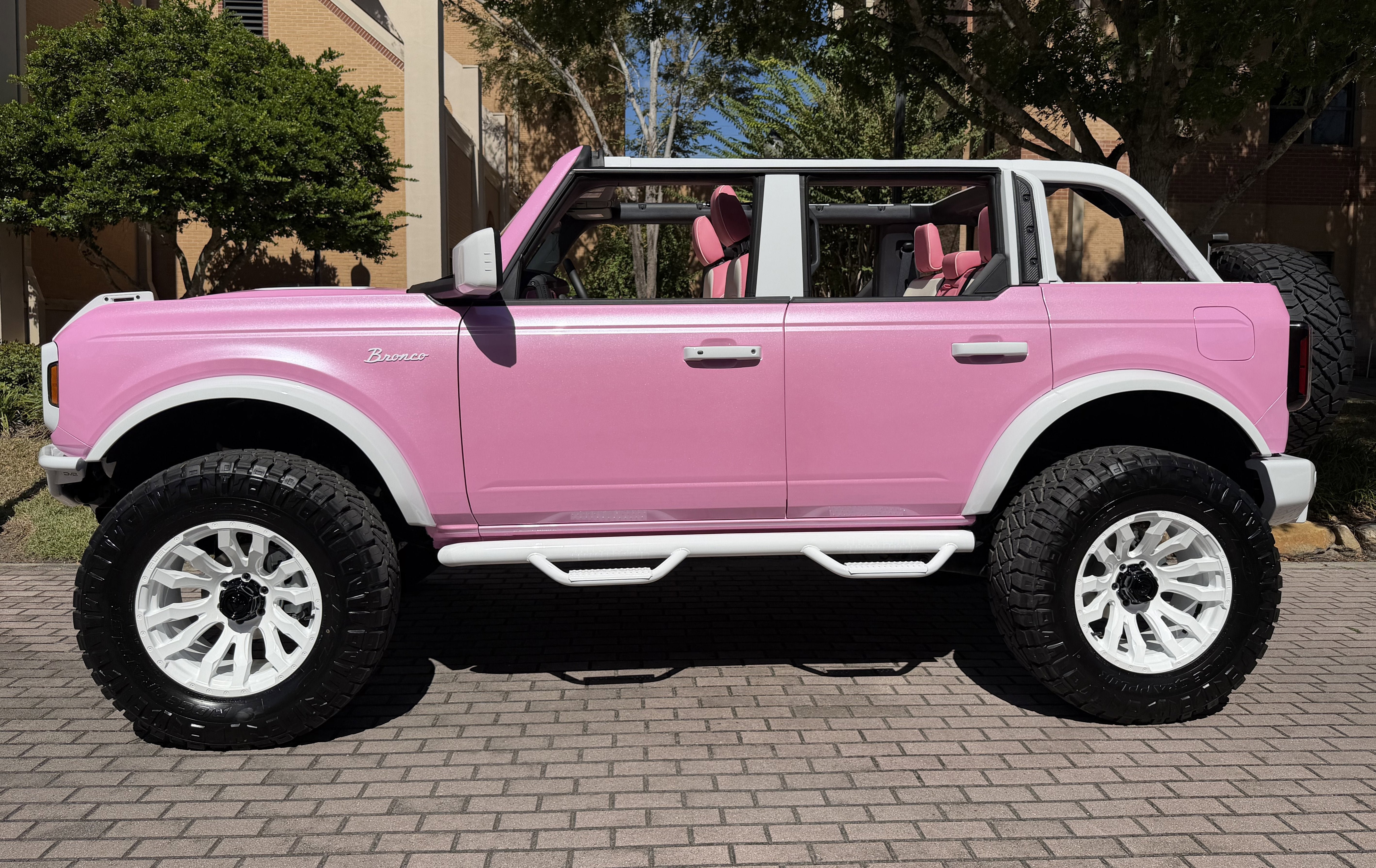 Used 2025 Ford Bronco Outer Banks AWD/4WD image 31