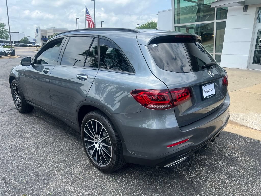 Used 2021 Mercedes-Benz GLC 300 w/ AMG Line image 4