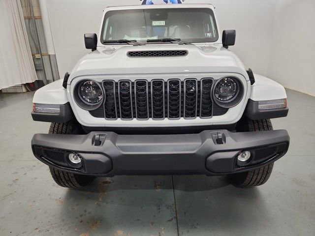 New 2025 Jeep Gladiator Sport image 11