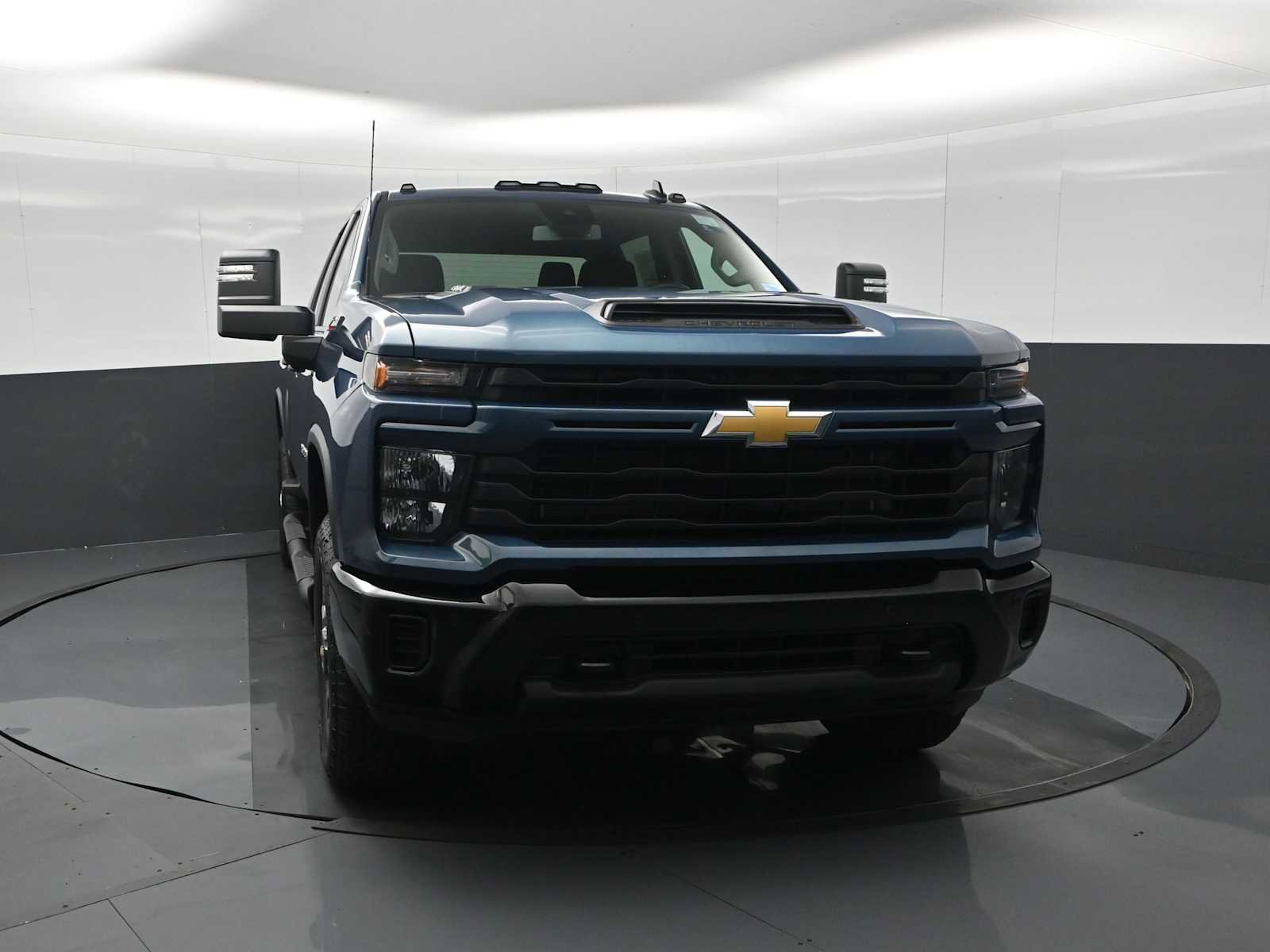 New 2026 Chevrolet Silverado 2500 Custom w/ Custom Value Package image 8