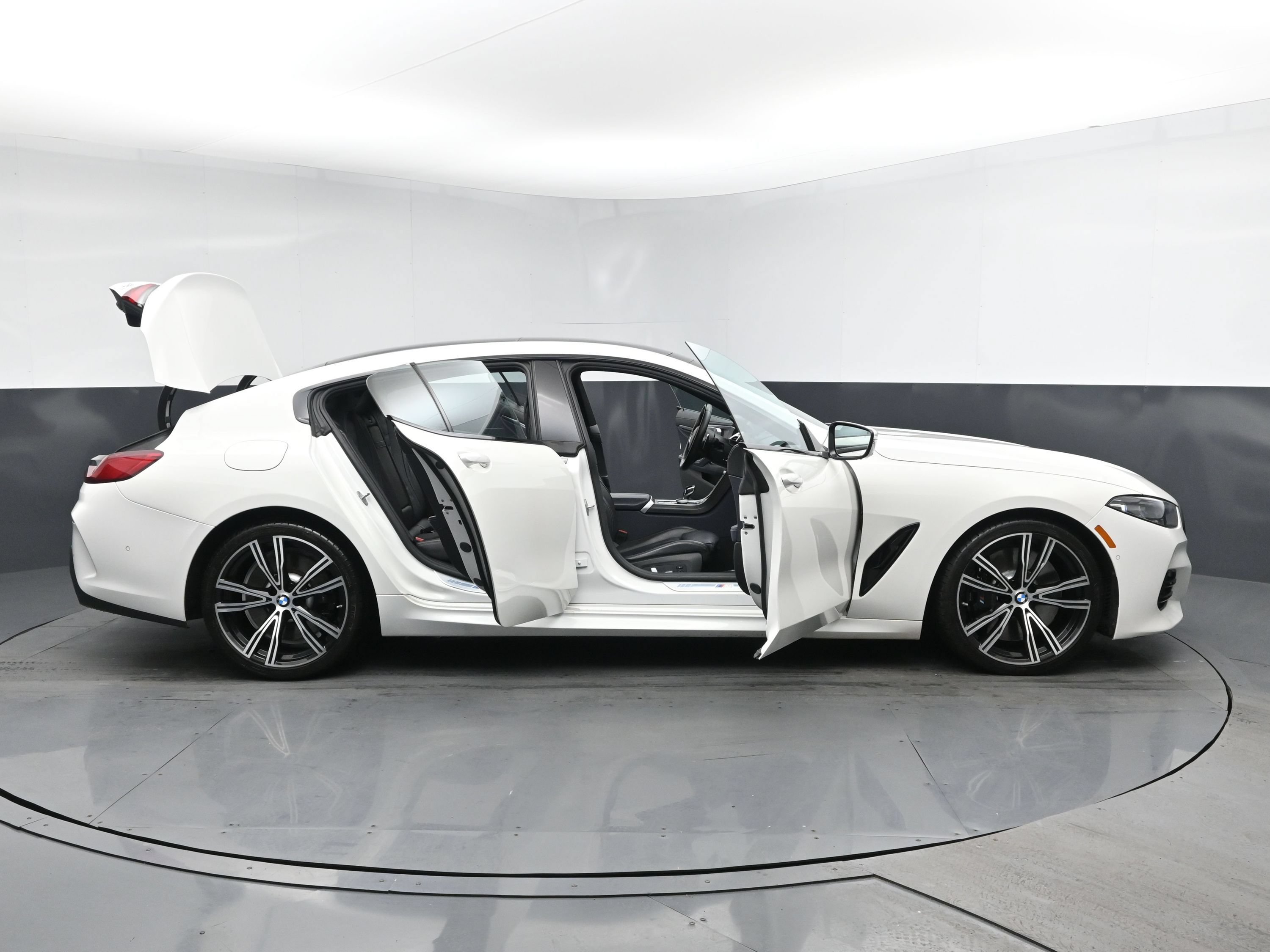 Used 2023 BMW 840i Gran Coupe xDrive w/ M Sport Professional Package AWD/4WD image 30