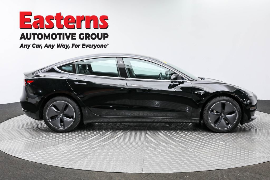 Used 2018 Tesla Model 3 Long Range image 4