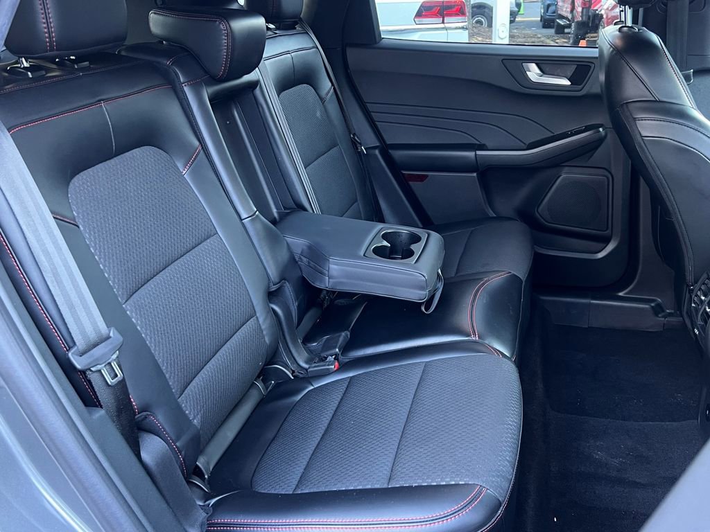 Used 2024 Ford Escape ST-Line Select w/ Tech Pack #1 image 16