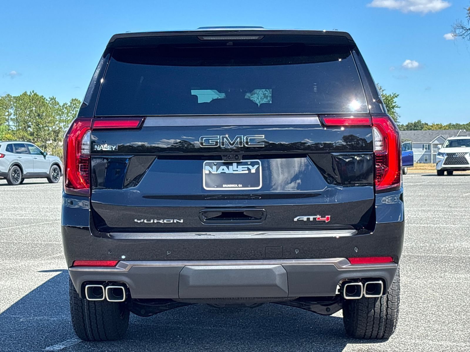 New 2026 GMC Yukon XL AT4 Ultimate w/ LPO, Illumination Package image 35