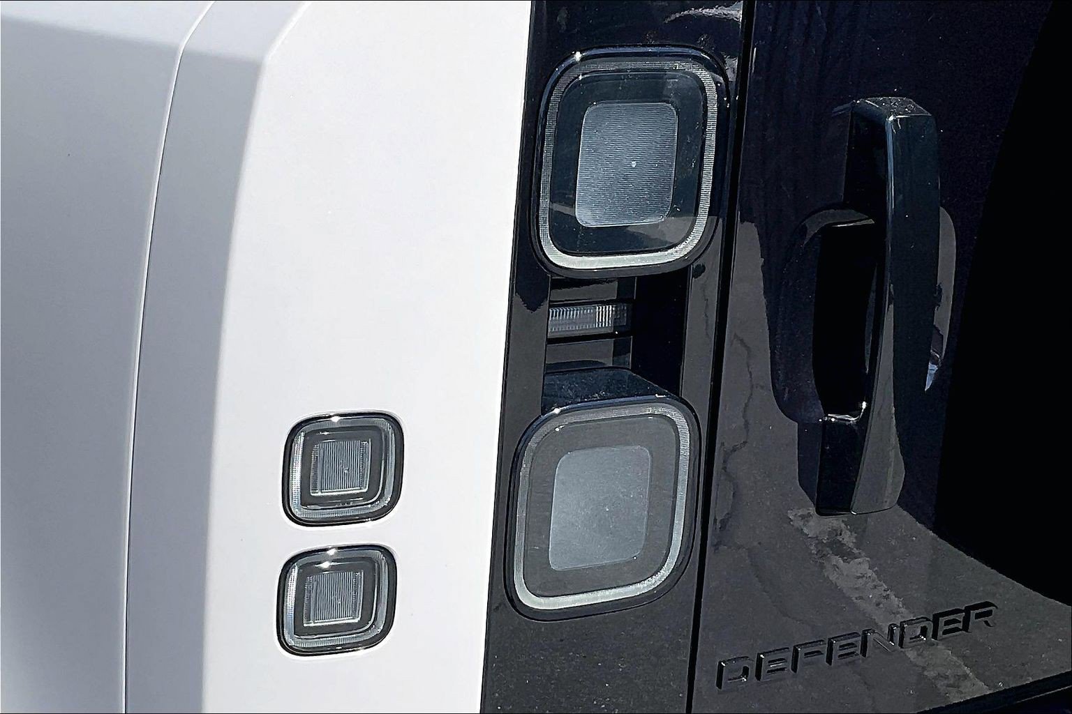 New 2026 Land Rover Defender 110 OCTA image 6