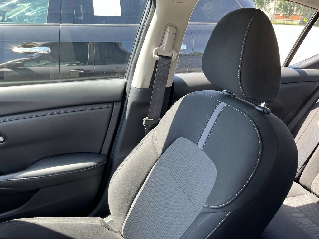 Used 2024 Nissan Sentra SV FWD image 22