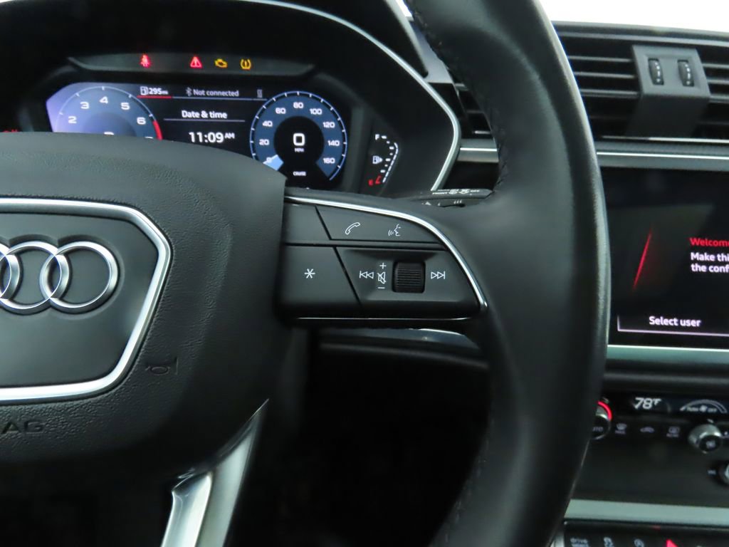 Used 2023 Audi Q3 2.0T Premium w/ Convenience Package image 12