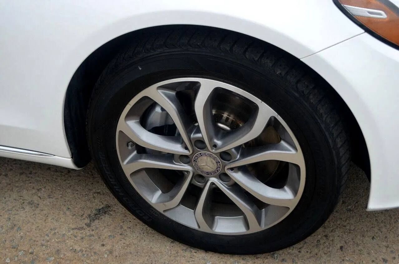Used 2015 Mercedes-Benz C 300 Sedan image 16