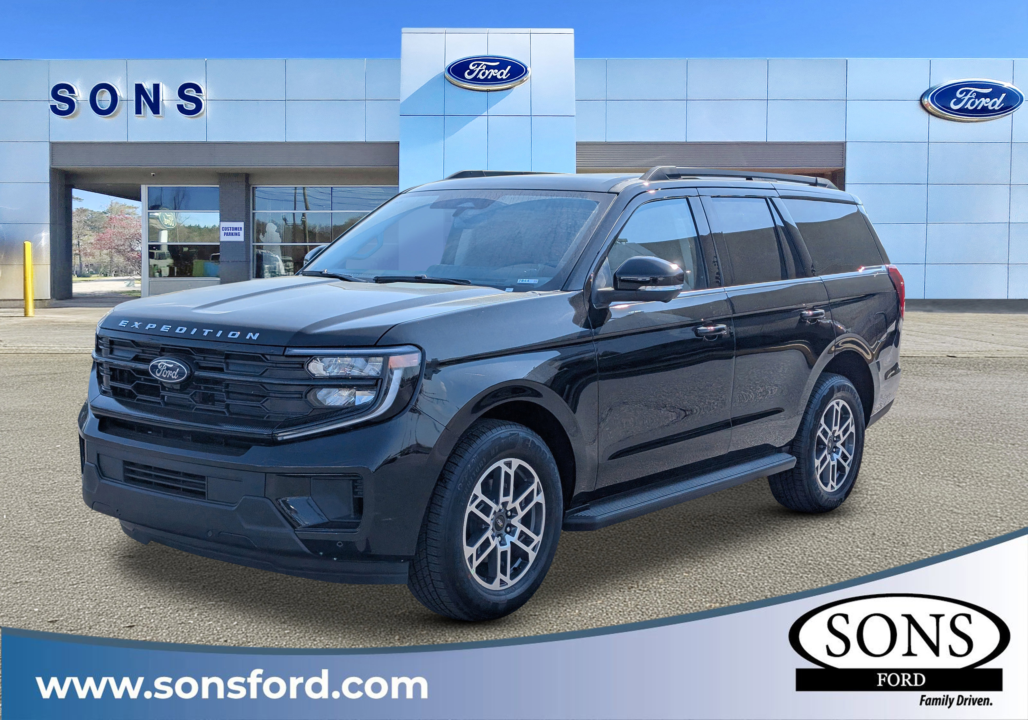 New 2026 Ford Expedition Active image 1
