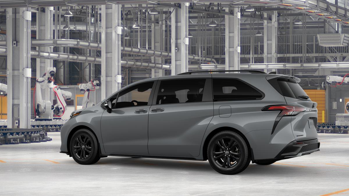New 2026 Toyota Sienna XSE image 5