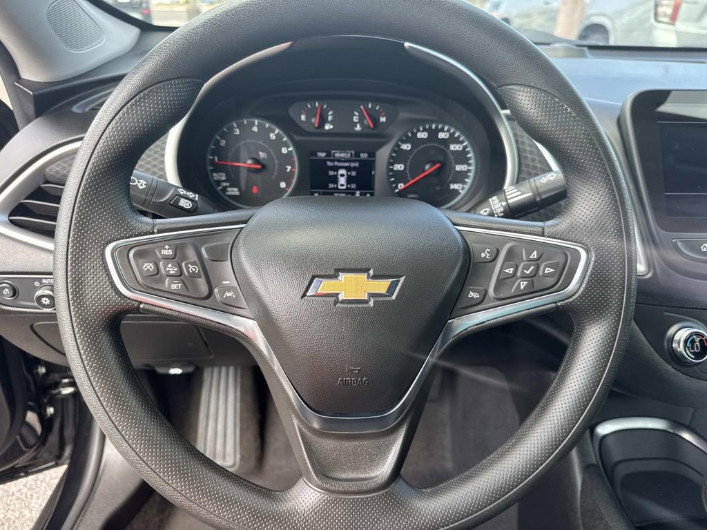 Used 2024 Chevrolet Malibu LT image 20