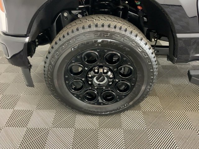 New 2025 Ford F350 XLT w/ Black Appearance Package image 29