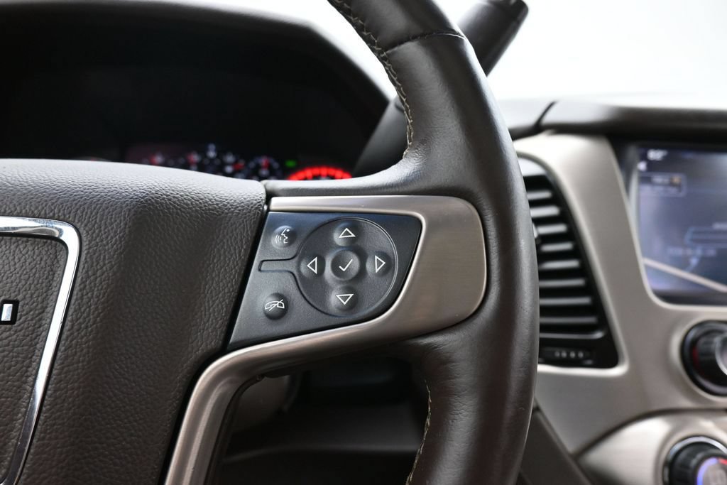 Used 2015 GMC Yukon Denali w/ Premium Package AWD/4WD image 56