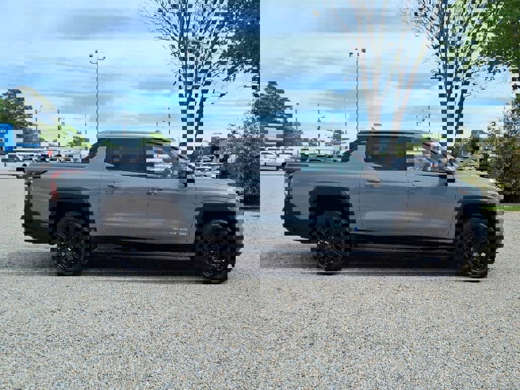 New 2026 Chevrolet Silverado EV LT w/ Plus Package AWD/4WD image 10
