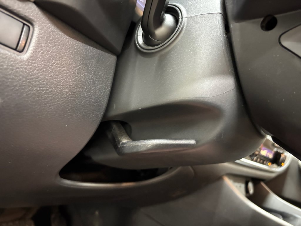 Used 2023 Nissan Rogue SV AWD/4WD image 28