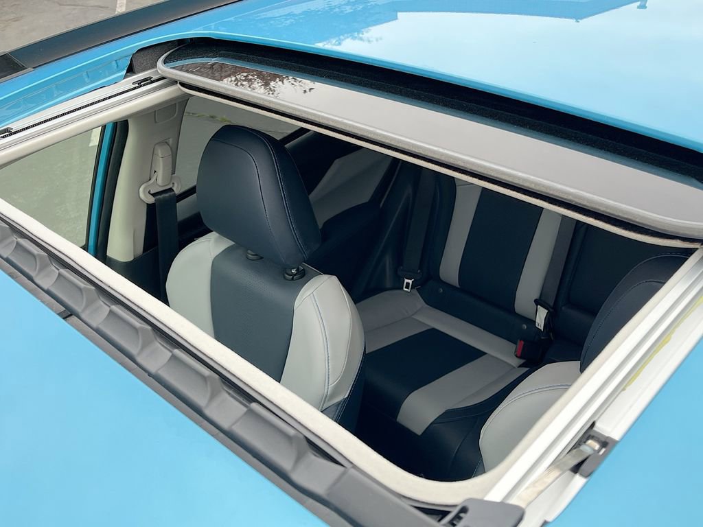 Used 2022 Subaru Crosstrek Hybrid w/ Moonroof Package w/Navigation image 23