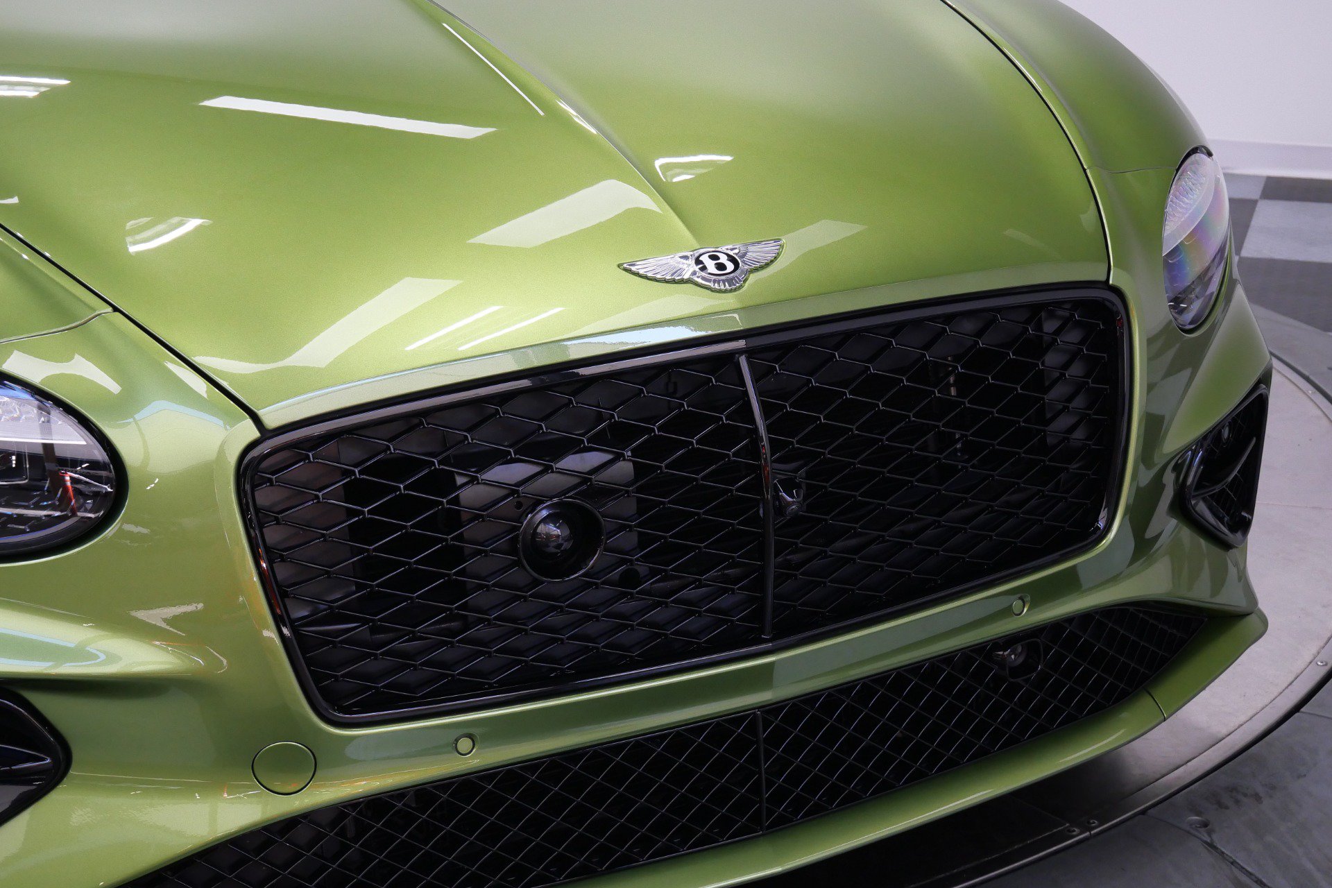 Used 2025 Bentley Continental GT Speed AWD/4WD image 3