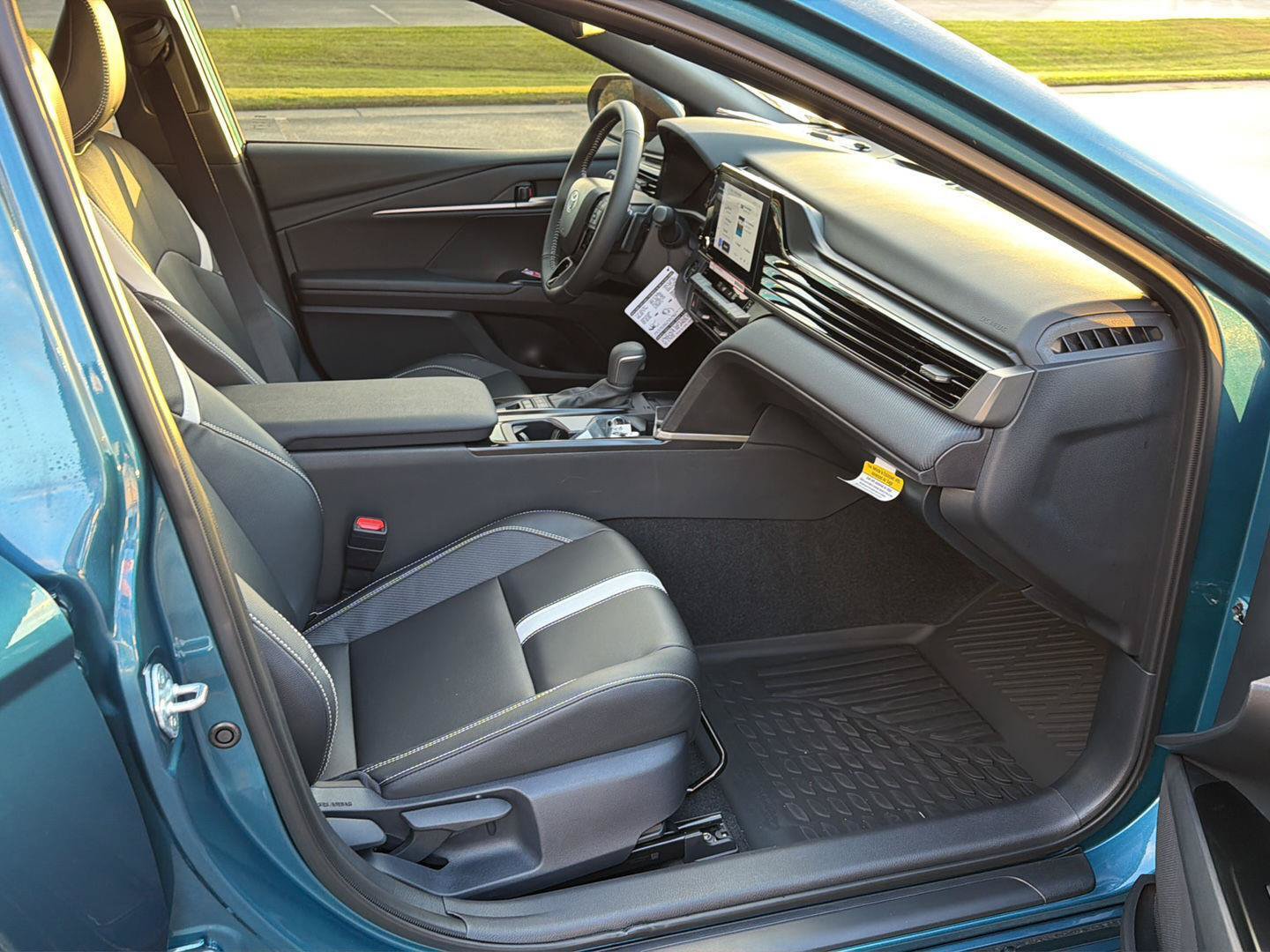 New 2026 Toyota Camry SE FWD image 13