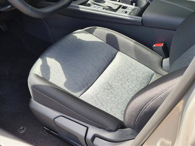 New 2026 Nissan Sentra SV w/ SV Convenience Package FWD image 4