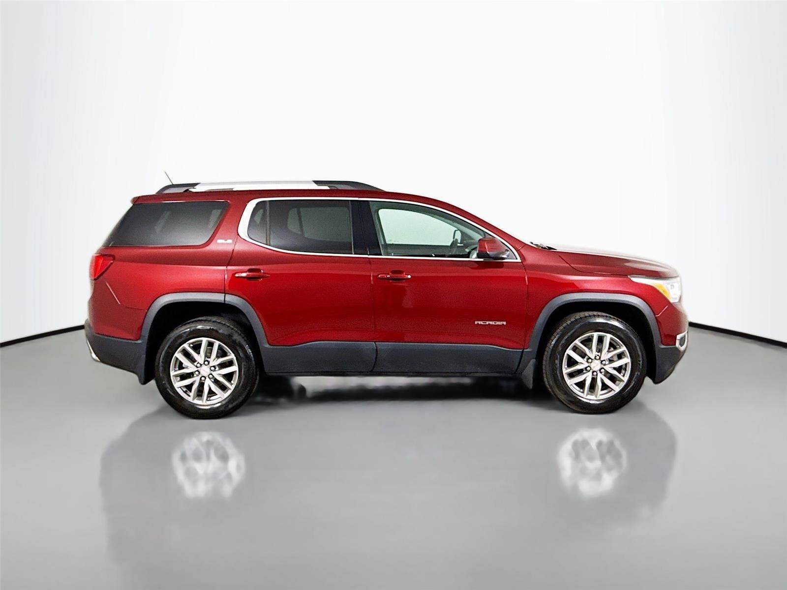 Used 2018 GMC Acadia SLE w/ Driver Alert Package I AWD/4WD image 17