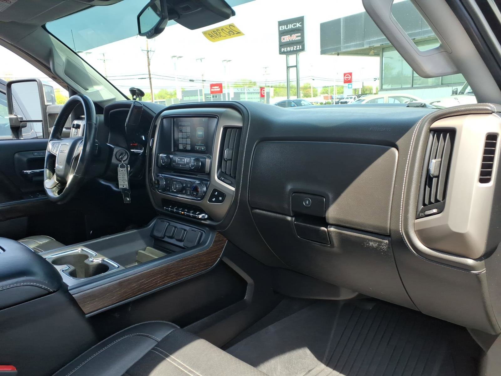 Used 2018 GMC Sierra 3500 Denali w/ Duramax Plus Package AWD/4WD image 14