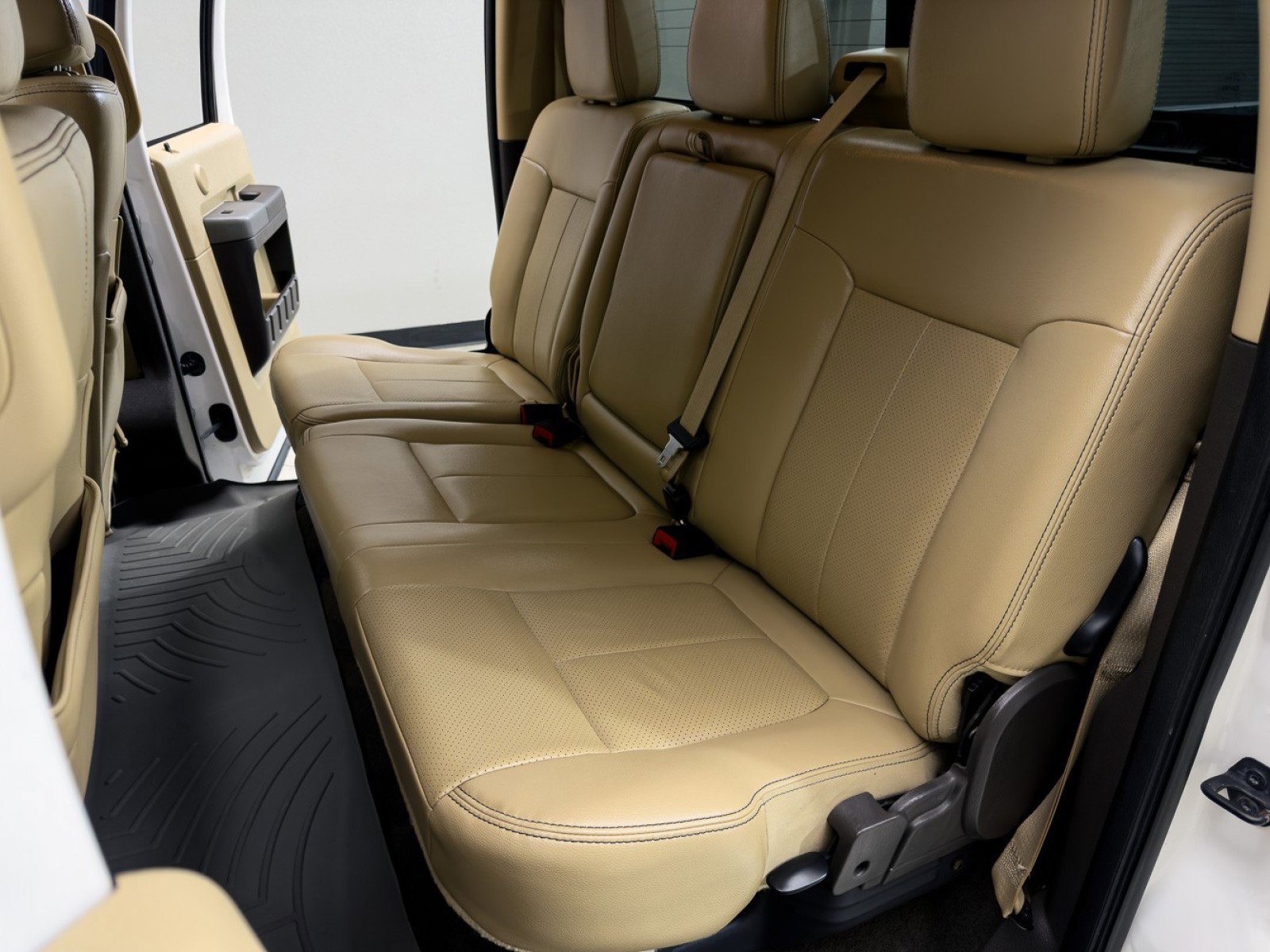 Used 2012 Ford F350 Lariat w/ Lariat Ultimate Pkg image 16