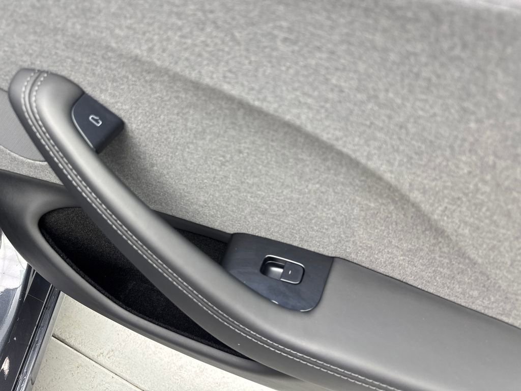 Used 2024 Tesla Model 3 Long Range RWD image 42