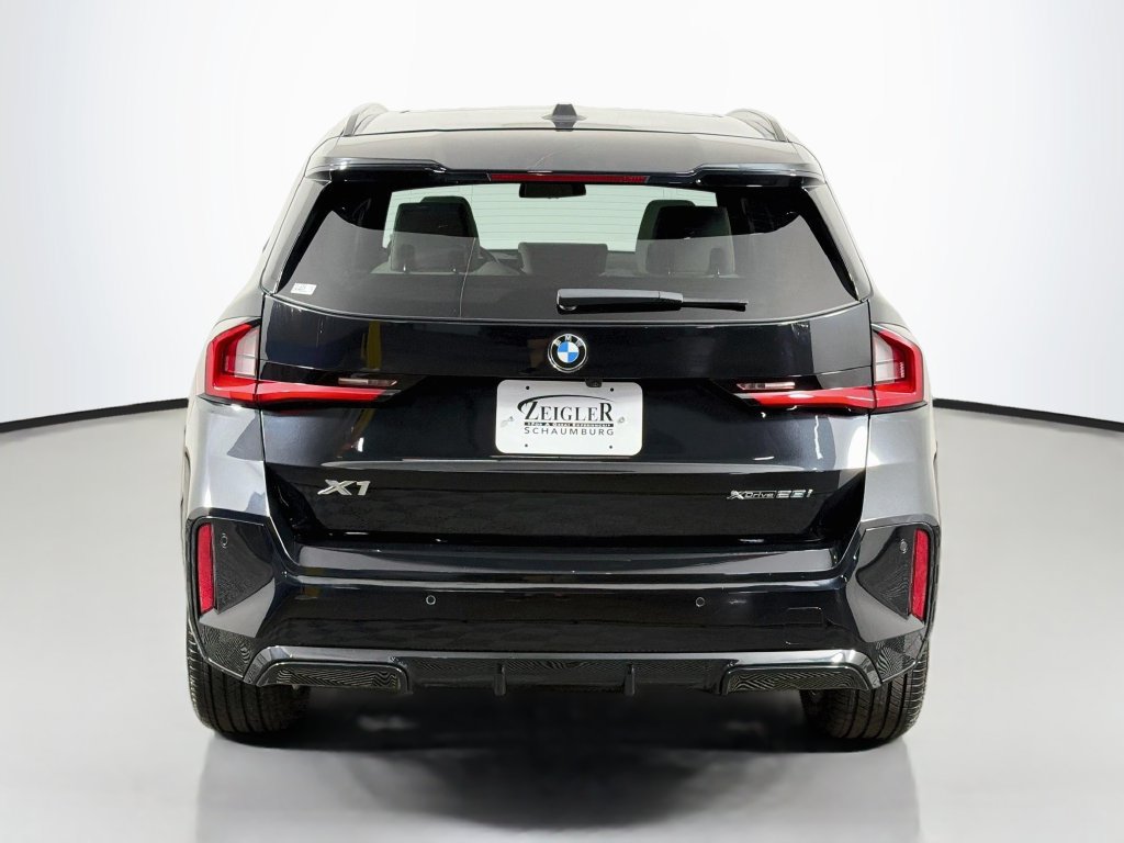 Used 2023 BMW X1 xDrive28i w/ M Sport Package AWD/4WD image 6