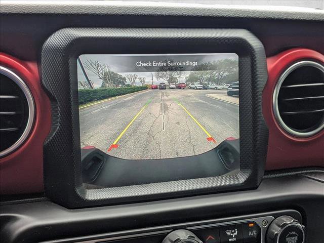 Used 2021 Jeep Gladiator Rubicon image 12