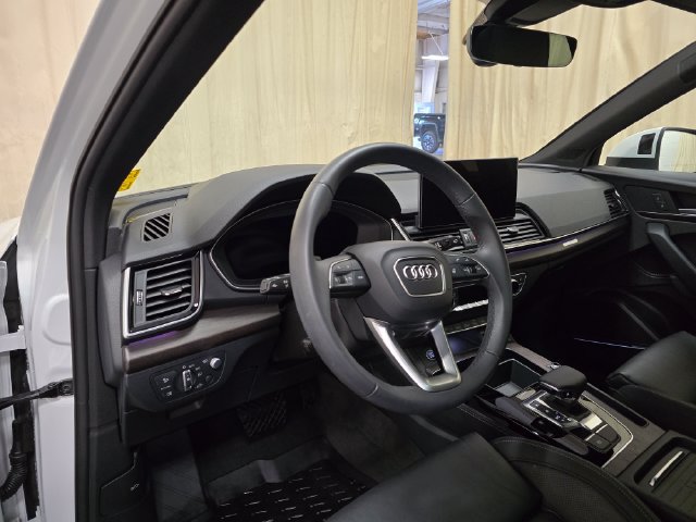 Certified 2023 Audi Q5 2.0T Prestige w/ Prestige Package AWD/4WD image 18